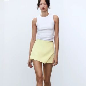 Zara asymmetric light yellow skort